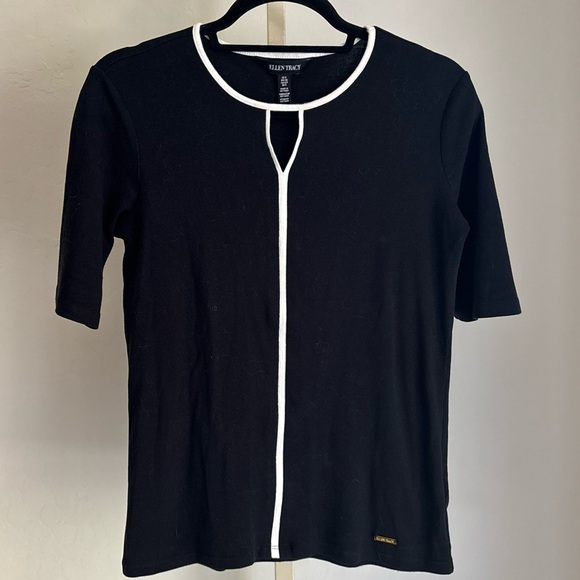 Ellen Tracy Black Cotton Keyhole Tee with White Contrast, Small - Picture 1 of 7